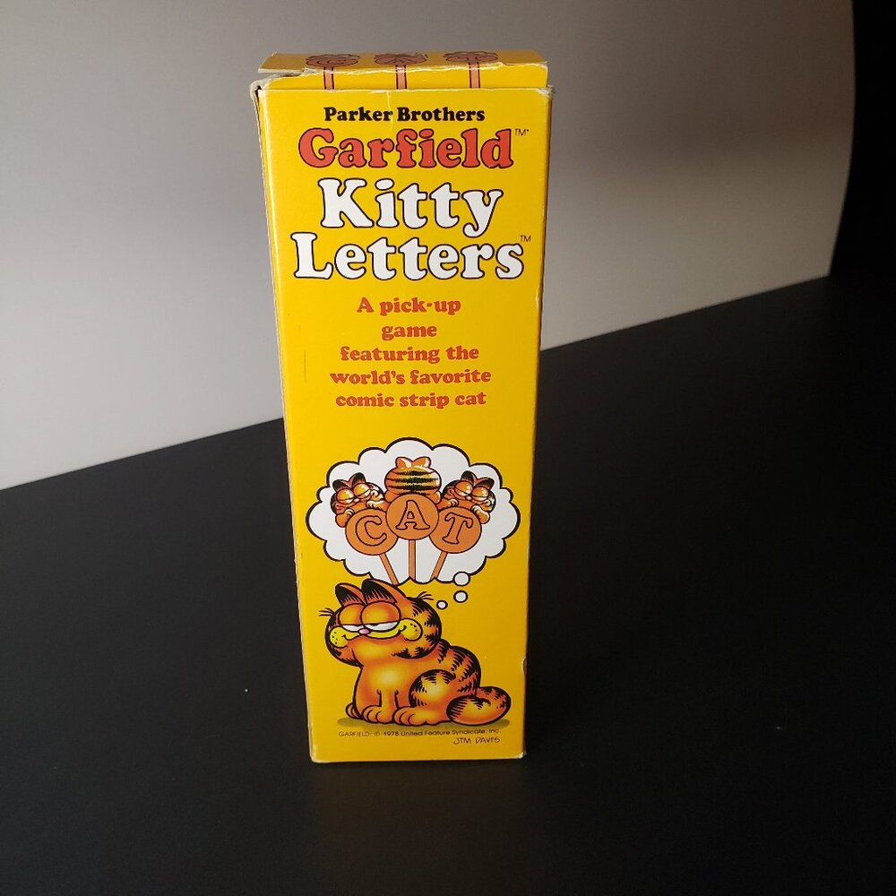 Vintage 1983 Parker Brothers Garfield Kitty Letters Game